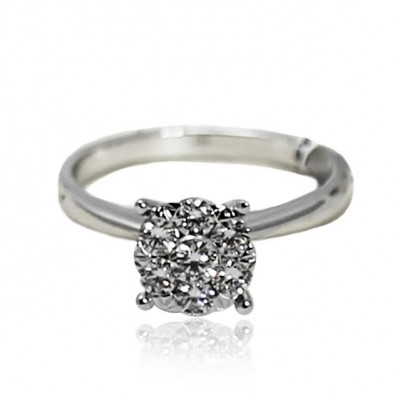 White Gold Engagement Ring With Brilliant Cut Diamonds