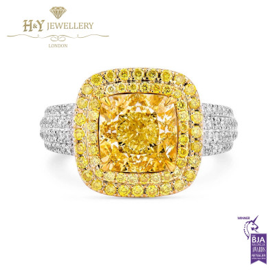 White Gold Cushion Cut Fancy Yellow Ring - 4.55 ct 