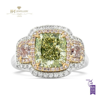 Fancy Green And Pink Diamond Ring - 4.16 ct