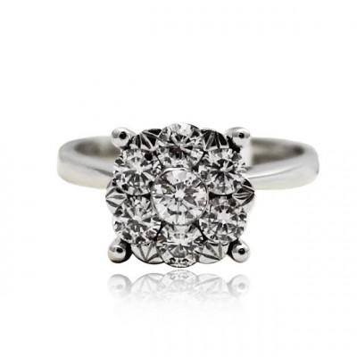 White Gold Engagement Ring With Brilliant Cut Diamonds