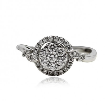 White Gold Engagement Ring With Brilliant Cut Diamonds