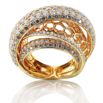 Rose Gold Cockatail Ring With Brilliant Cut Diamonds