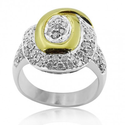 White And Yellow Gold Ring With Brilliant Cut Diamonds
