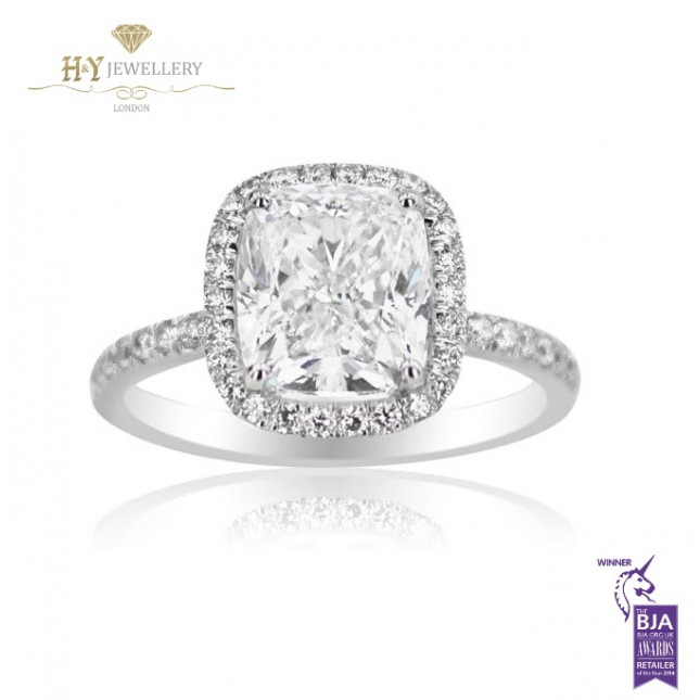 White Gold Cushion Cut Ring set with Side Diamonds - 3.51 ct