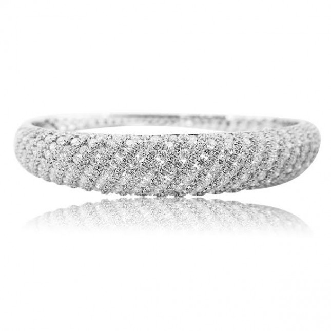 White gold and White diamond Bangle 