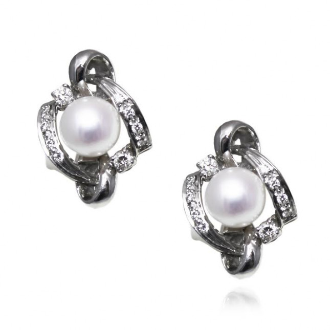 White Gold Pearl Earrings With Brilliant Cut Diamonds