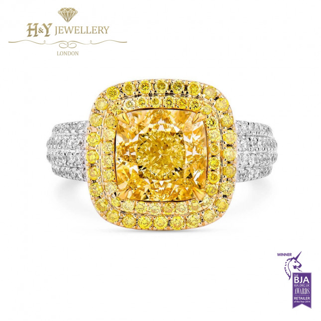 White Gold Cushion Cut Fancy Yellow Ring - 4.55 ct 