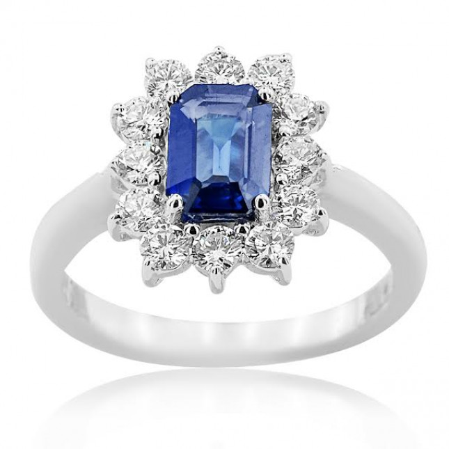 White Gold Ring With Sapphires And Brilliant Cut Diamonds