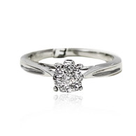White Gold Engagement Ring With Brilliant Cut Diamonds