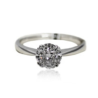 White Gold Engagement Ring With Brilliant Cut Diamonds
