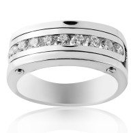 Men's Ring With Brilliant Cut Diamonds in White Gold