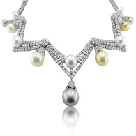 White Gold Cultured Pearl Necklace With Brilliant Cut Diamonds