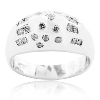 White Gold Ring With Brilliant Cut Diamonds