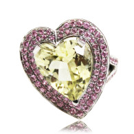 White gold Ring With Heart Cut Cirtine And Brilliant Cut Pink Sapphires