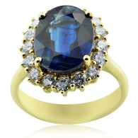 Yellow Gold Vintage Ring With Oval Cut Sapphire And Brilliant Cut Diamonds