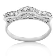 White Gold Engagment Ring With Brilliant Cut Diamonds