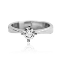 White Gold Solitaire Engagement Ring