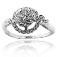 White Gold Engagement Ring With Brilliant Cut Diamonds