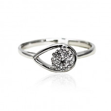 White Gold Engagement Ring With Brilliant Cut Diamonds